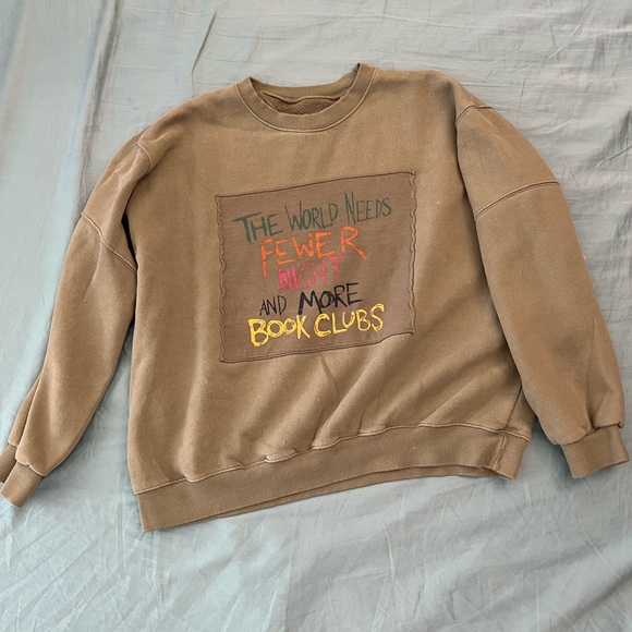 Top - Picture 1 of 2